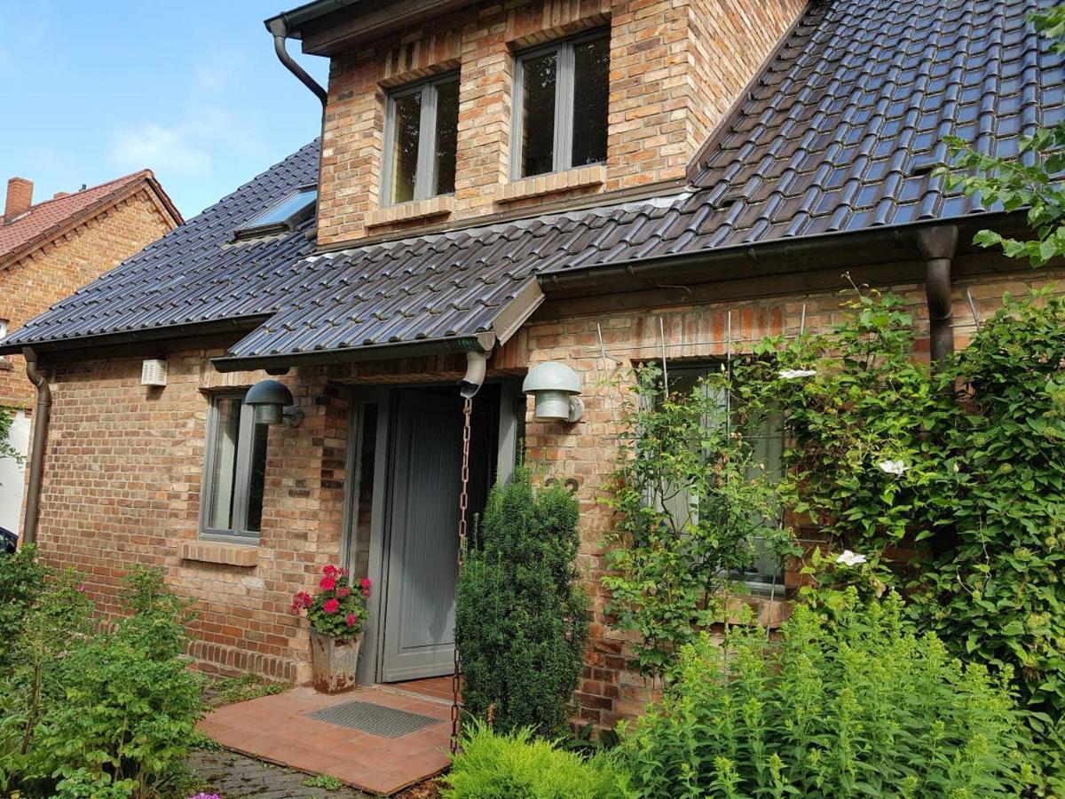 Grosse Wohnung / Haushaelfte In Peetzig Am See Angermunde Ngoại thất bức ảnh